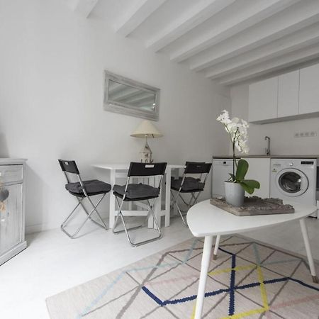 Nieve Apartment Paris Luaran gambar
